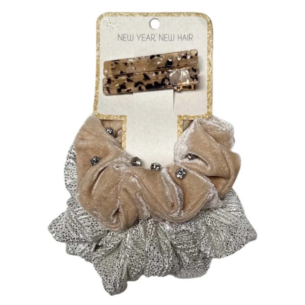 Nordstrom Hair Accessories Bundle Of 3 Scrunchies, Hair Ties, & Clips